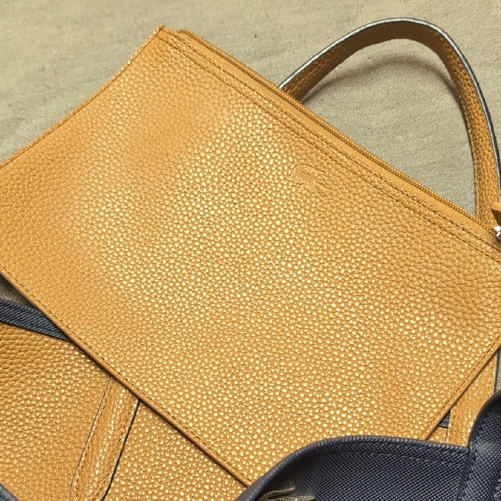 Lacoste Women's Anna Reversible Tote & Pouch - Picture 6 of 10